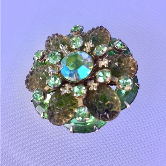 Vintage round textured Stones Green Brooch 1960’s - Picture 1 of 5